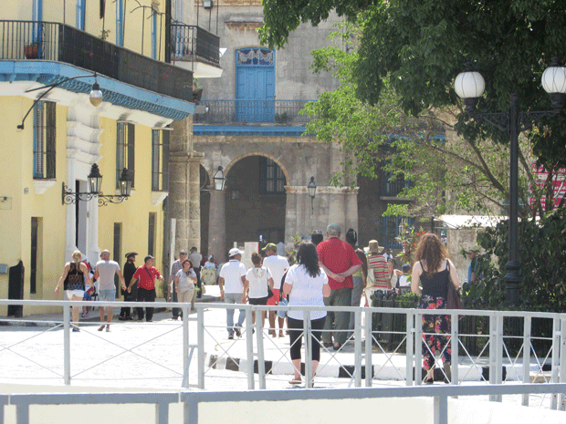 Cuba Booking Room - online renting agency